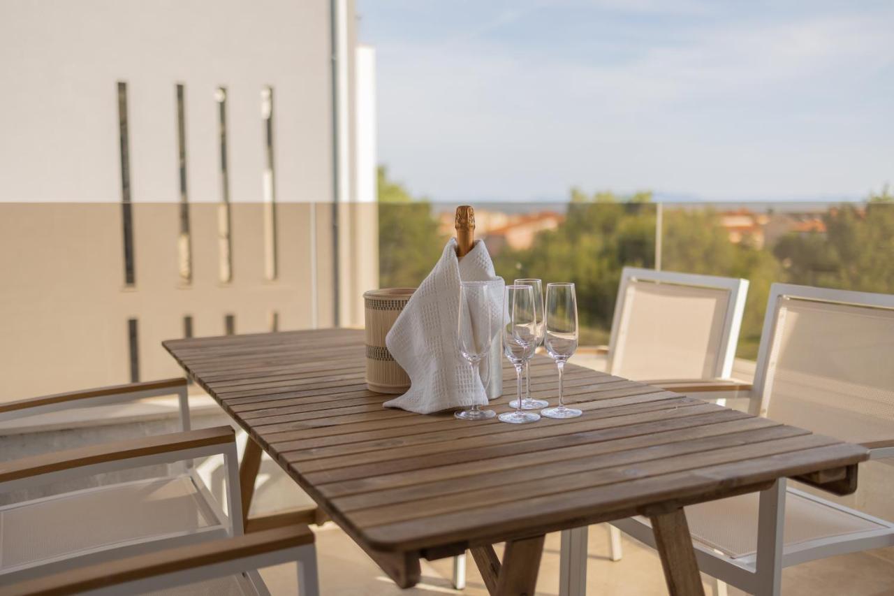 Premium Residence Virotel Exteriör bild